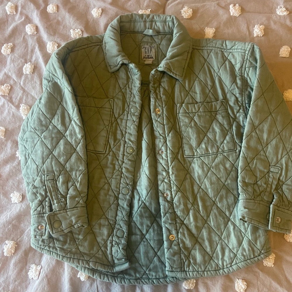 Gap kids, quilted cotton jacket.  Size small. Unisex kids
